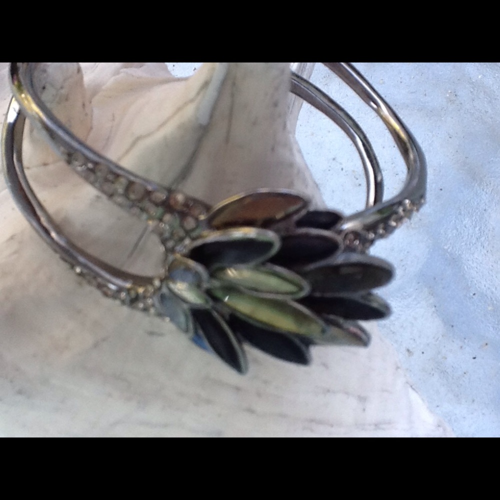 X🔥SALE🔥ALEXIS  BITTAR MISS HAVISHAM, COLLECTIBLE - Picture 4 of 6